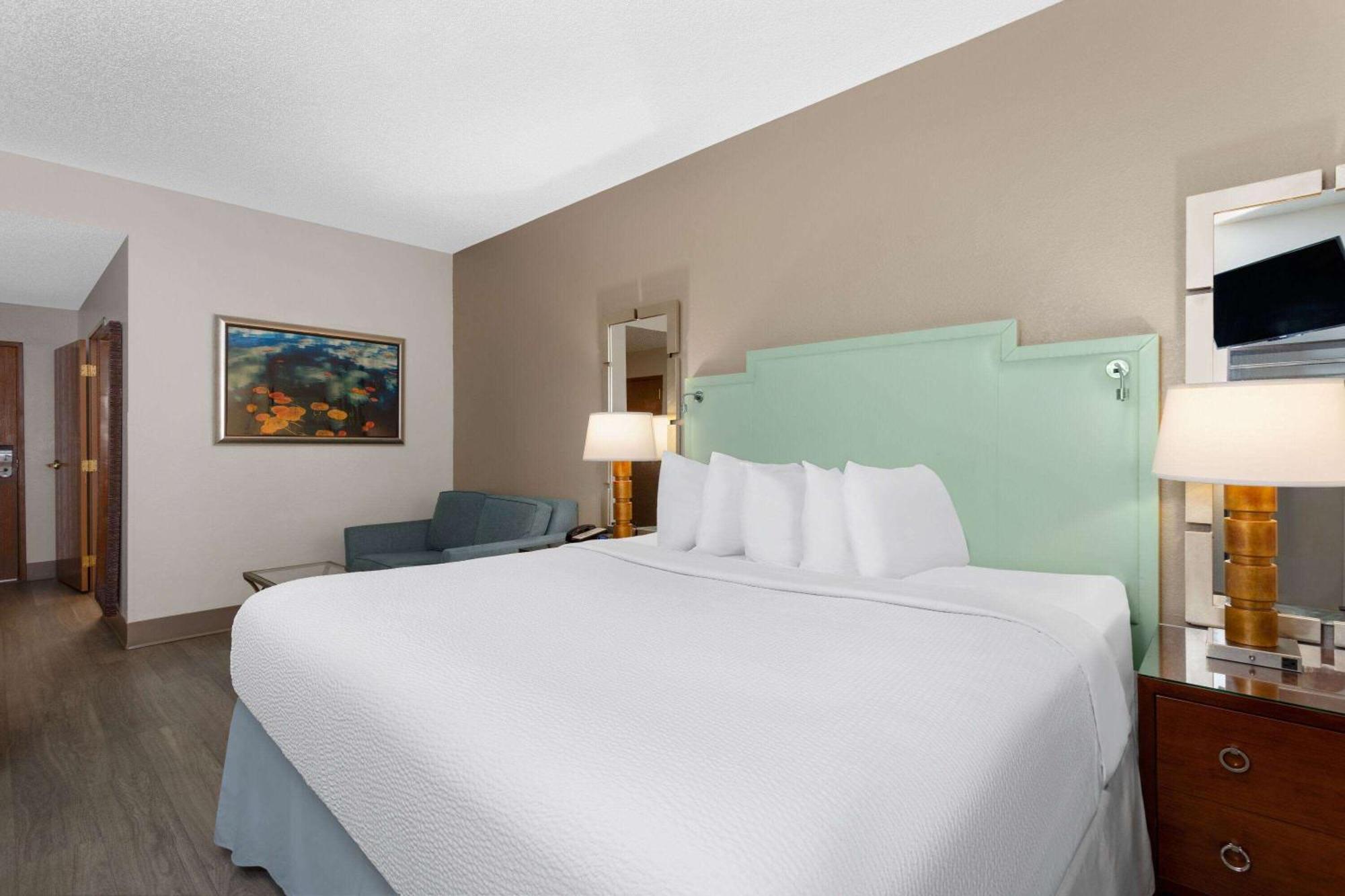 Baymont By Wyndham Orlando-International Dr-Universal Blvd ภายนอก รูปภาพ