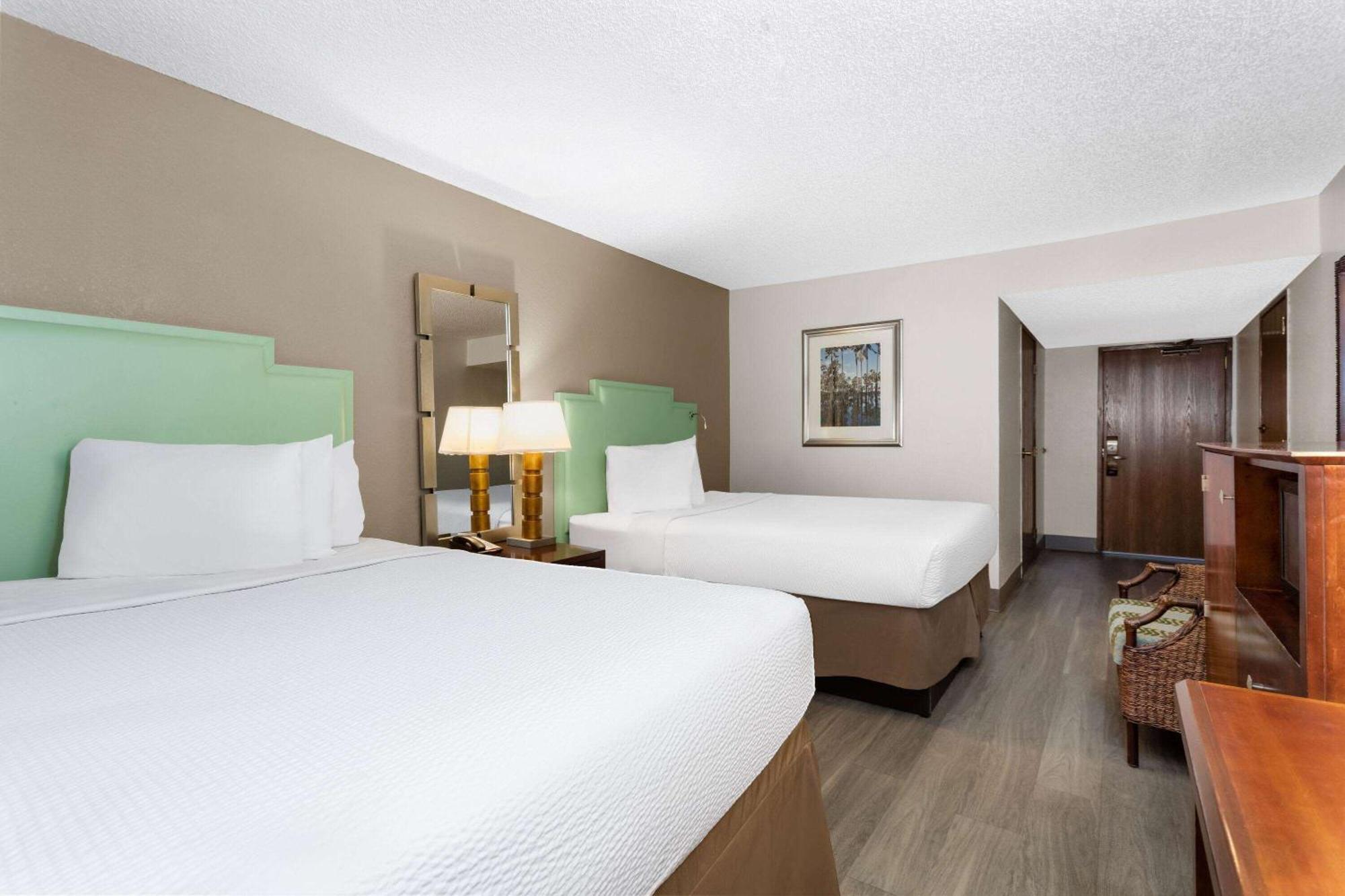 Baymont By Wyndham Orlando-International Dr-Universal Blvd ภายนอก รูปภาพ