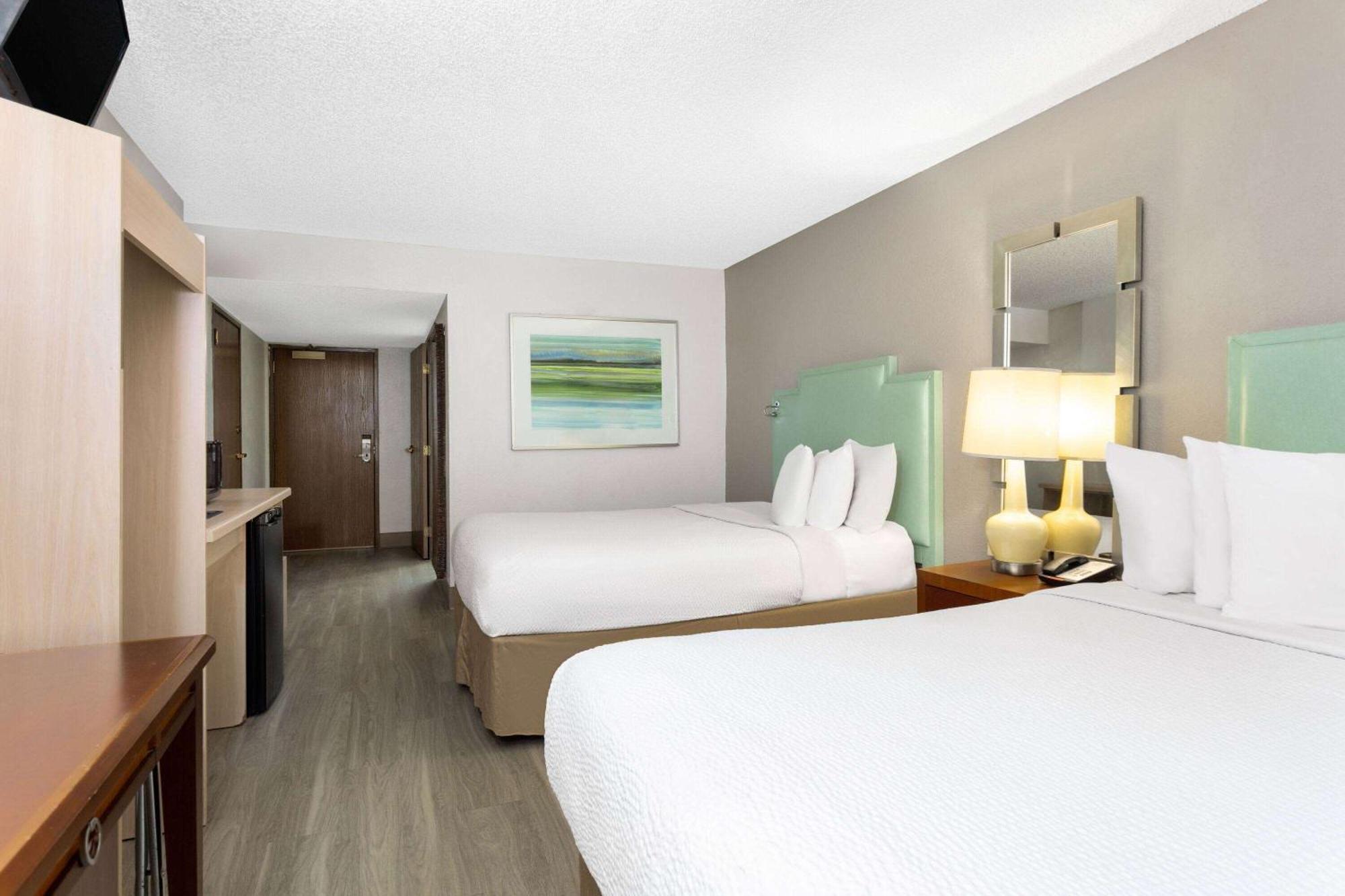 Baymont By Wyndham Orlando-International Dr-Universal Blvd ภายนอก รูปภาพ